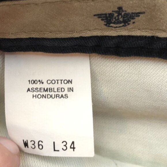 Dockers Mens Pants Size 36x34 Classic Fit Chino Straight Pleated Navy Casual - Picture 3 of 11